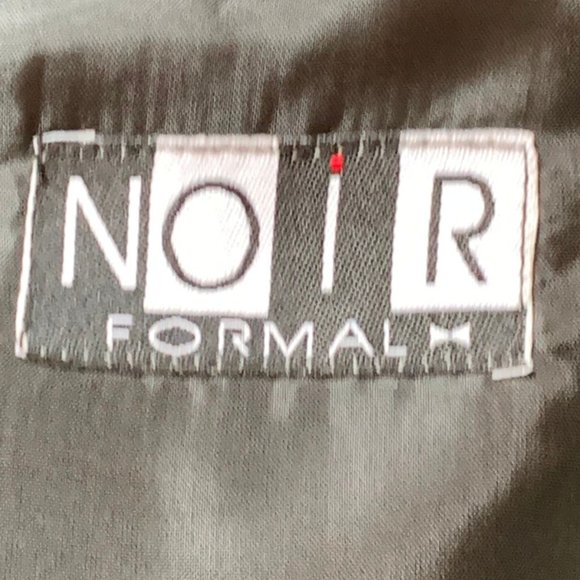 Men's Formal Wear - Picture 10 of 10